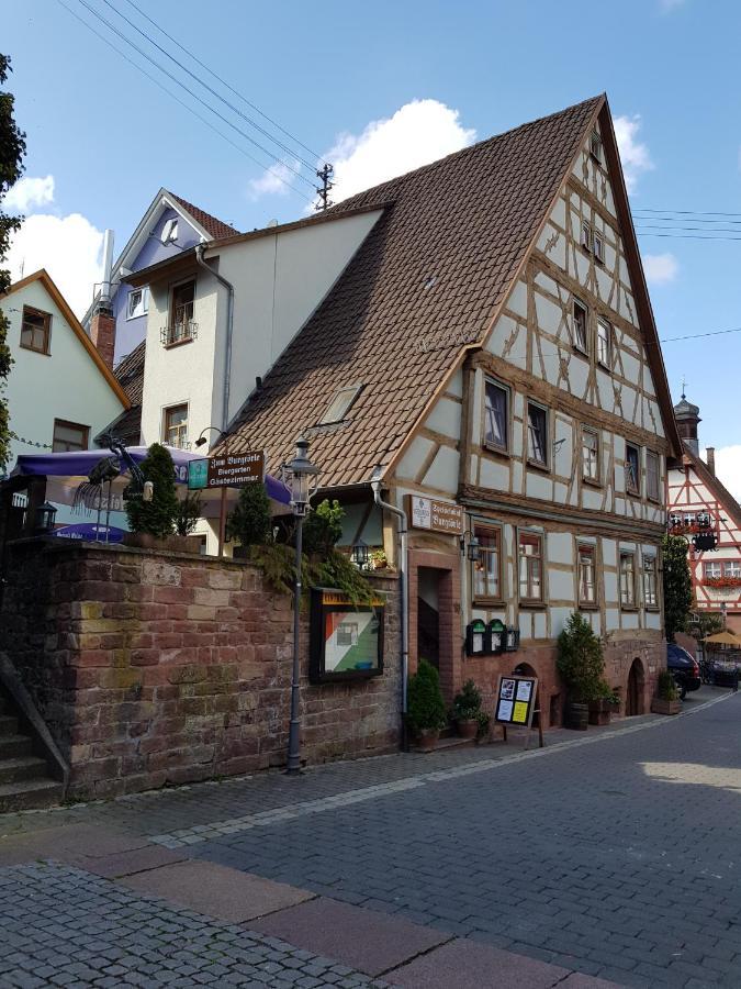 Zum Burgtoerle Hotel Wallduern Buitenkant foto